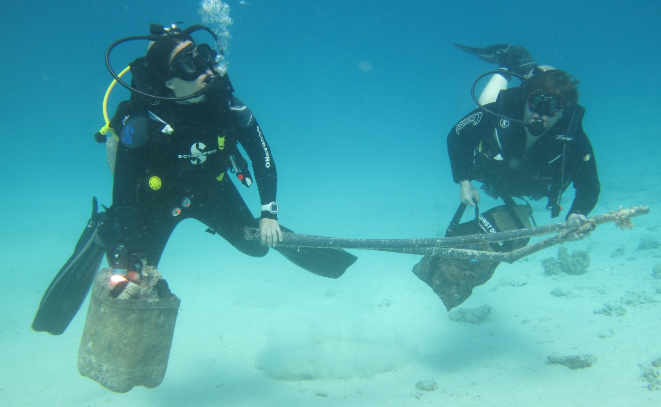Dive Against Debris Underwater